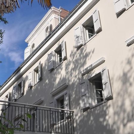 Hotel Villa Elisabeth - Veli Losinj Health Resort エクステリア 写真